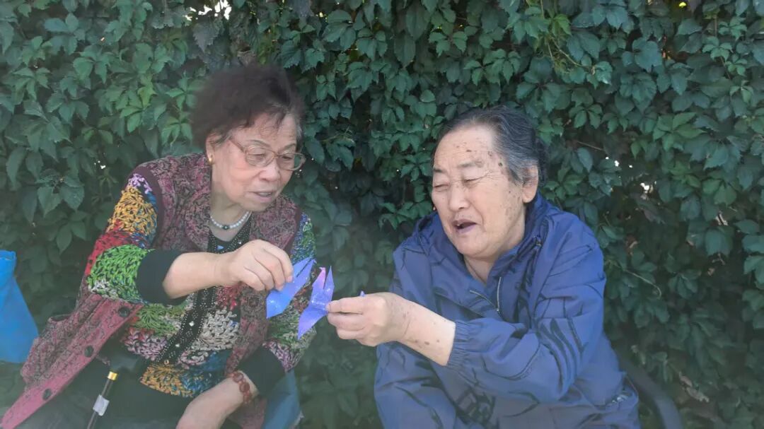 张掖市慈善协会志愿者开展“我们的浪漫相约”七夕节主题活动